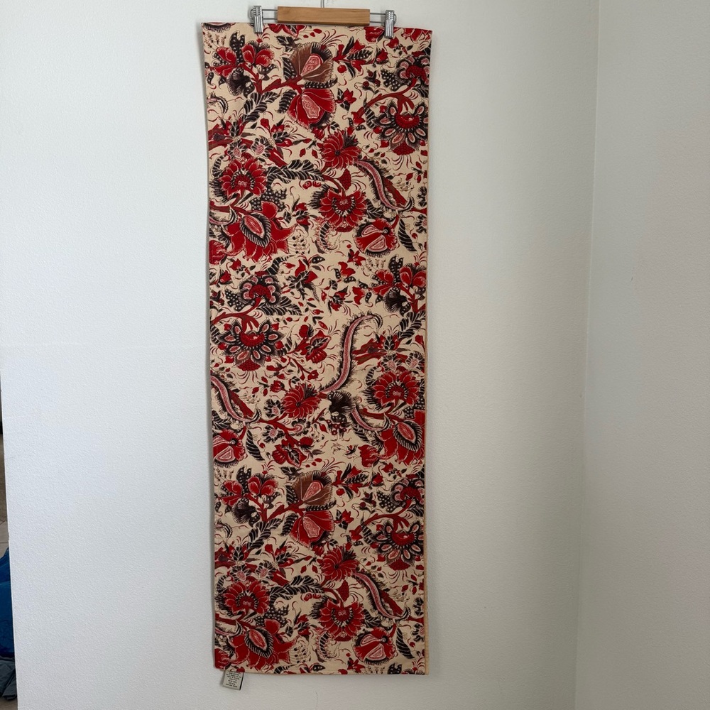 Pottery Barn Jordan Runner Table 18x108 inch Floral Holiday Home Decor